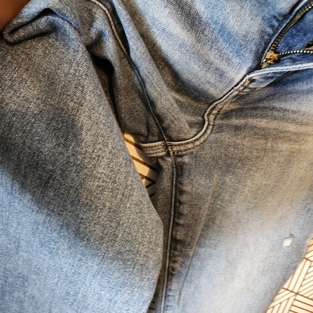 Blue Jeans bundle - Picture 3 of 14
